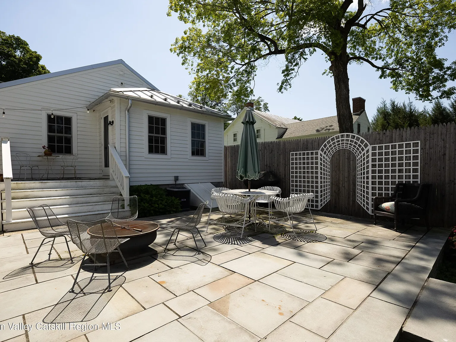 2 bed, 1.0 bath, 800 sqft, $3,200 — Photo 3