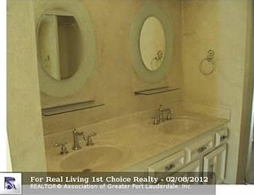 3rd image of 3500 Galt Ocean Dr APT 1502