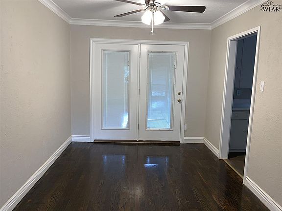5th image of 3222 Glenwood Ave
