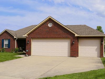 994 Youngs Creek Dr, Franklin, IN, 46131