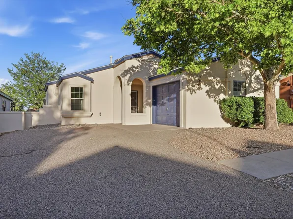 917 Charles Dr NE, Rio Rancho, NM 87144