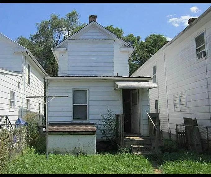 125 S Valley St — Photo 2