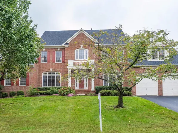 43861 Hartley Pl, Ashburn, VA 20147