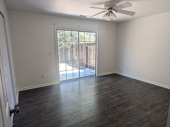 3rd image of 3504 Magnums Way APT 1