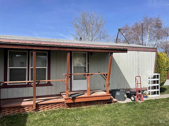 2nd image of 481 1st Ave E