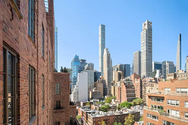 140 East 63rd Street #14A in Lenox Hill, Manhattan | StreetEasy