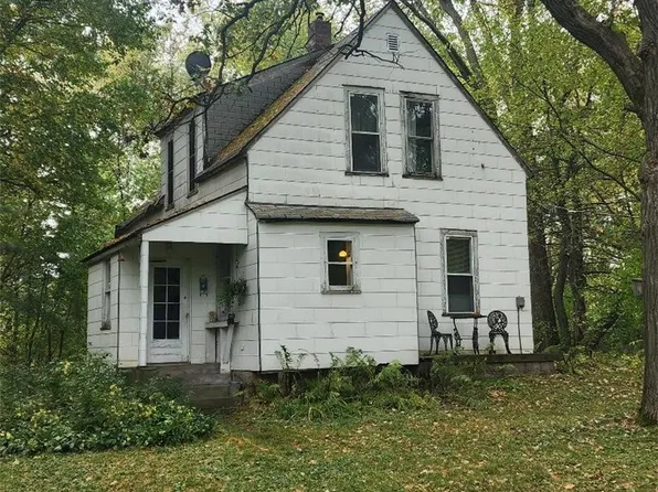 1503 Sunshine Street, St Croix Falls, WI 54024