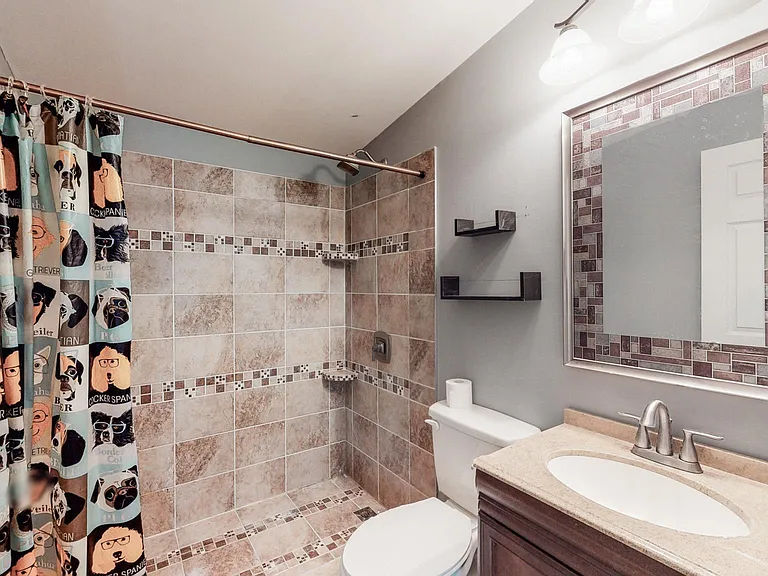 105 Woods Ave — Photo 26