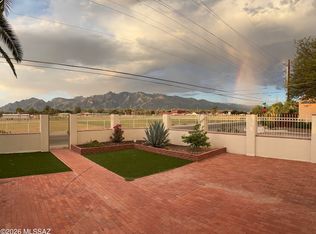1420 E Roger Rd, Tucson, AZ 85719