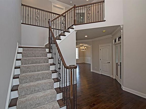 5th image of 117 Grindstone Pl