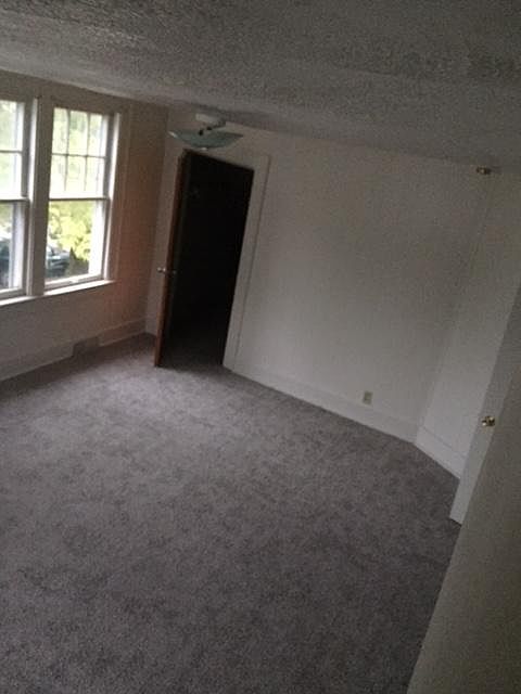 2nd image of 1525 Arlington Ave