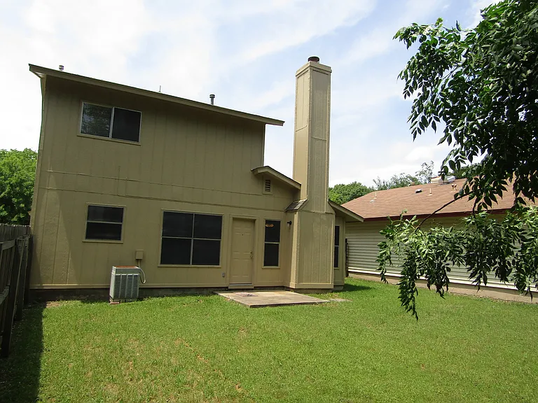10609 Archdale Dr — Photo 23
