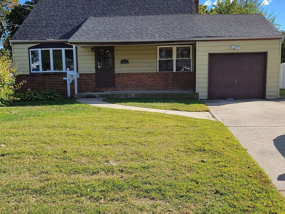 1st image of 112 Greenwood Dr