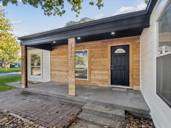 1420 Robinwood Dr, Fort Worth, TX 76111