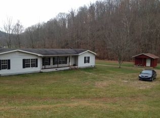 3460 Leon Baden Rd, Leon, WV 25123