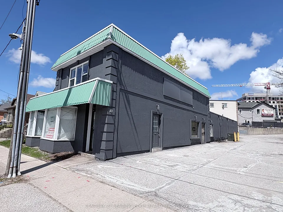 10 Ross St #2