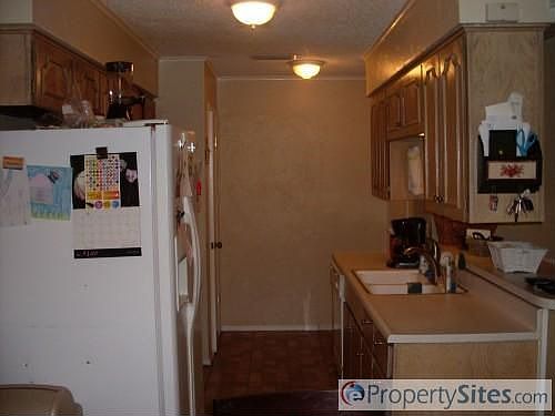 4th image of 14808 Green Valley Dr