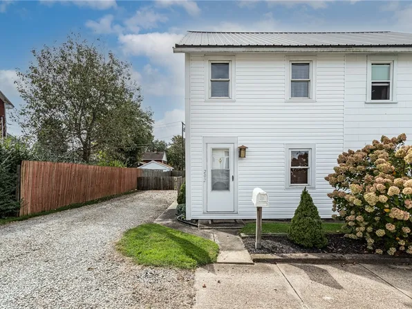 202 Kors Studio Rd, Mount Pleasant, PA 15666
