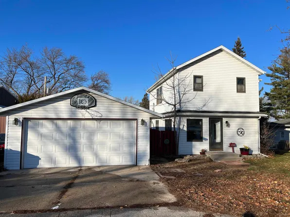 2540 Elmhurst Ave, Green Bay, WI 54303