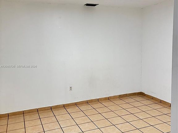 3rd image of 5919 SW 4th St
