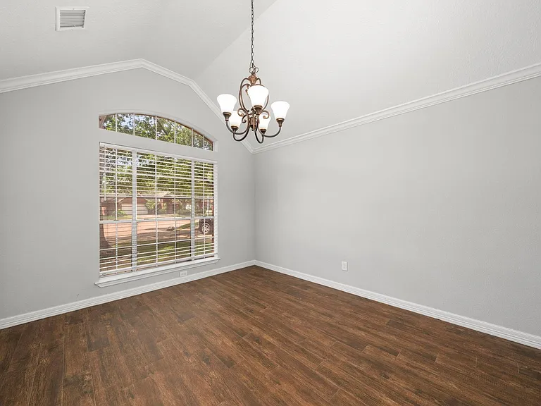 10806 Sutter Ranch Cir — Photo 4