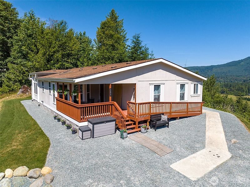 3rd image of 22823 Nature View Drive