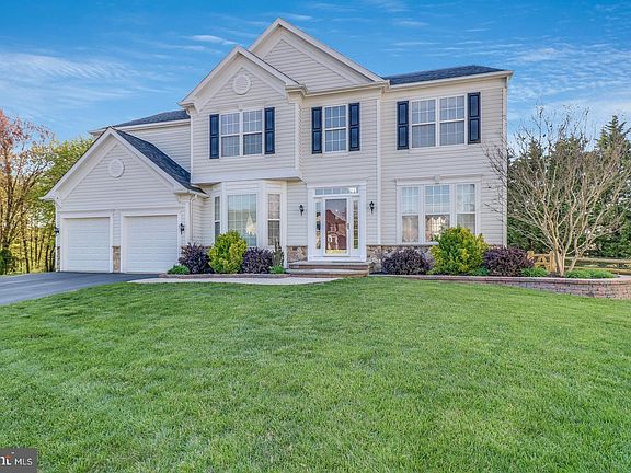 2nd image of 6 Graham Ct