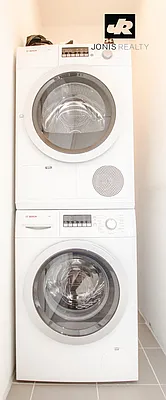 Rented by Jonis Realty | media 13