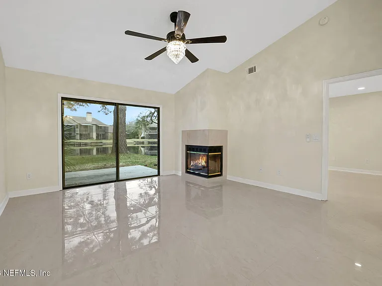 181 Aruba Ln — Photo 71