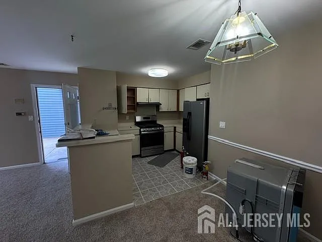 93 Longfield Ct — Photo 2