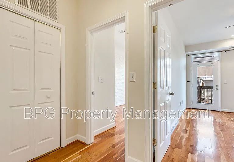1643 13th St NW #2 — Photo 14
