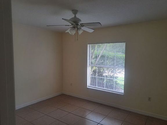 3rd image of 1750 23rd St