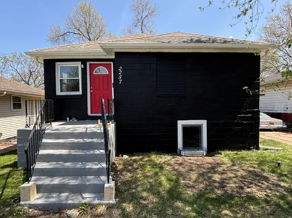 2257 Waite St, Gary, IN 46404