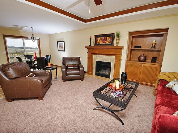 Beautiful Great Room With Fireplace