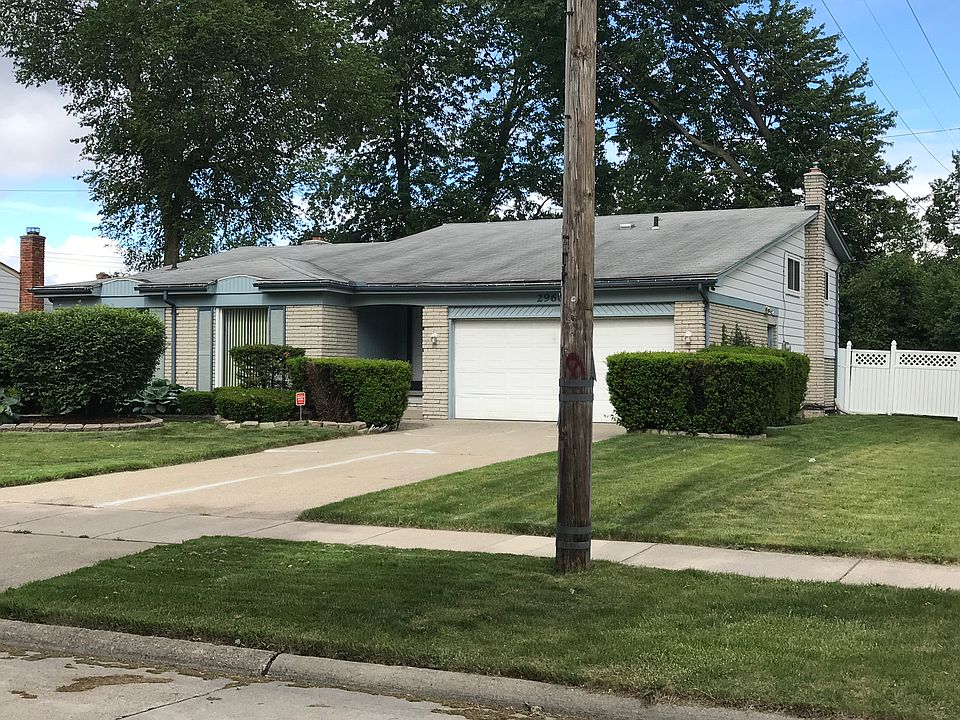 1st image of 29660 Aberdeen Ln
