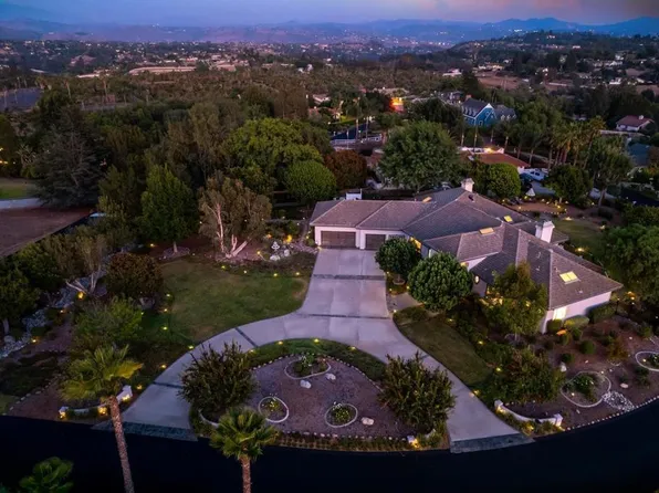 175 Lake Ridge Cir, Fallbrook, CA 92028
