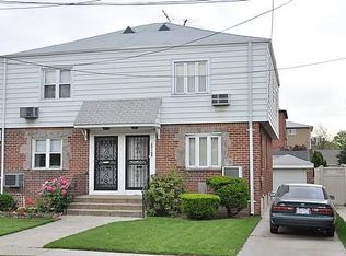 2209 149th St, Whitestone, NY 11357