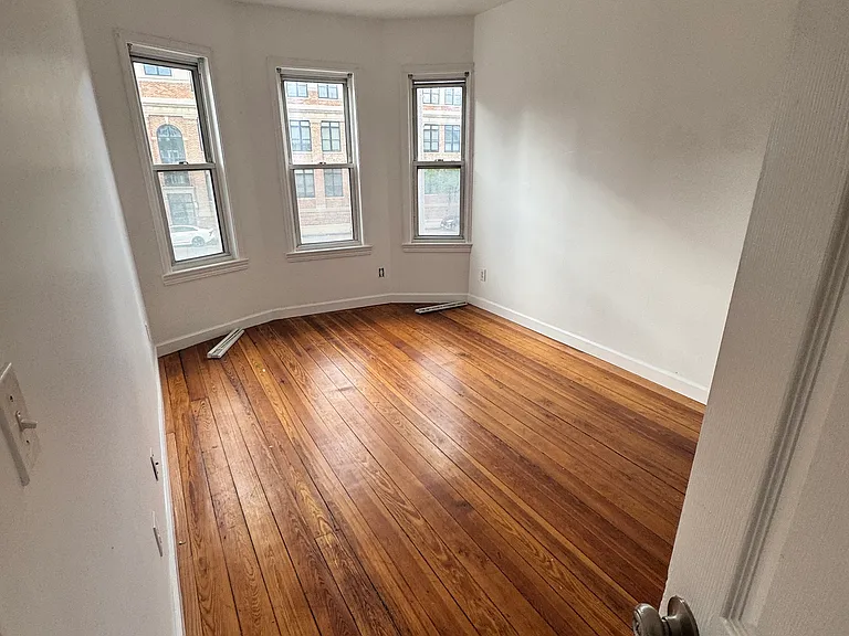 505 Columbia Rd #2 — Photo 4