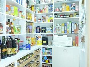 124 Thayer Pond Rd, New Canaan, CT 06840