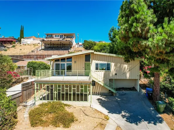 17819 Rinaldi St, Granada Hills, CA 91344