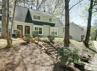 2735 Gatewood Cir, Charlottesville, VA 22911