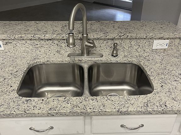 4th image of 3331 Whitestone Cir Unit 105