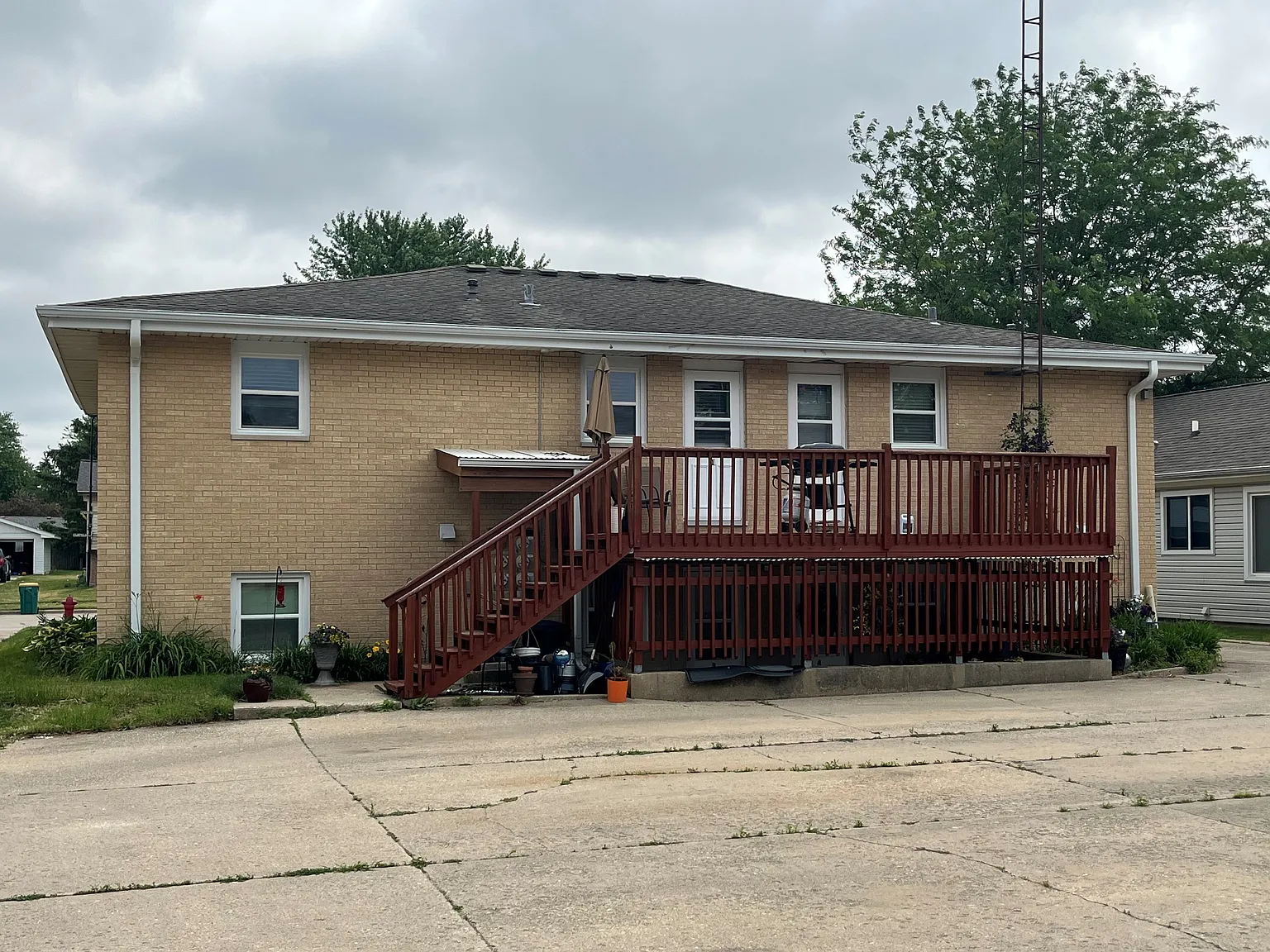 2 bed, 800 sqft, $1,200 — Photo 3