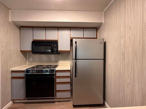 5th image of 152 Turnberry Drive #6