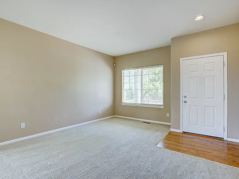 11862 Horseshoe Ln — Photo 9