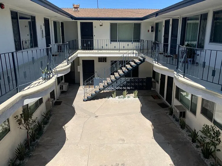 2140 S Bentley Ave — Photo 1