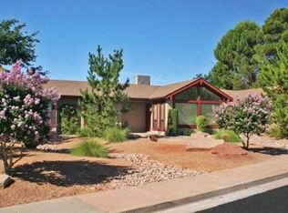 2995 W Canyon View Dr, Santa Clara, UT 84765