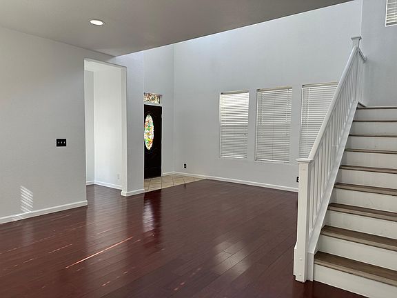 3rd image of 2230 Gibralter Ln