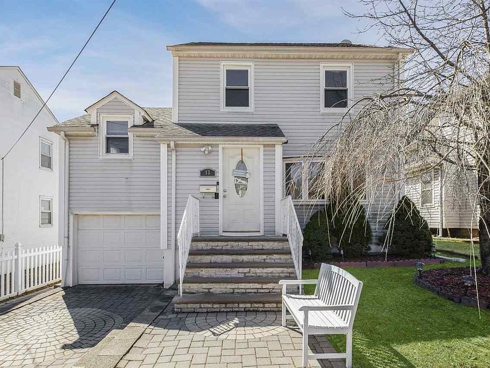 1st image of 13 Kathryn St