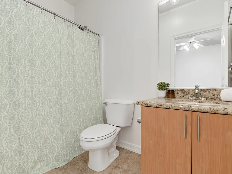 1465 C St #3301 — Photo 14